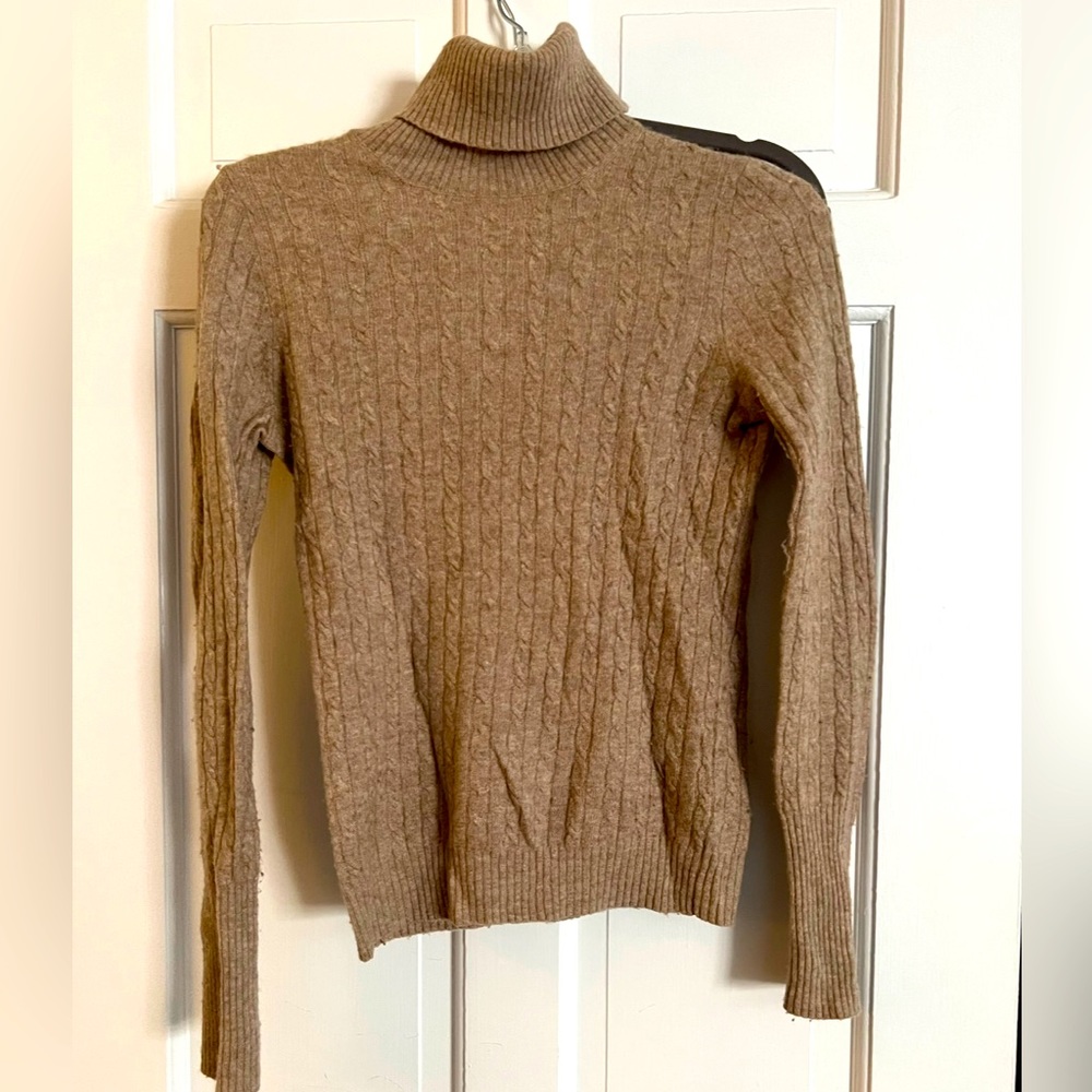 J Crew tan cashmere sweater xs